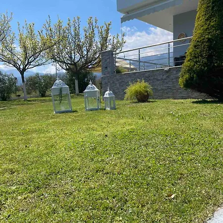 Plaka Luxury Villa