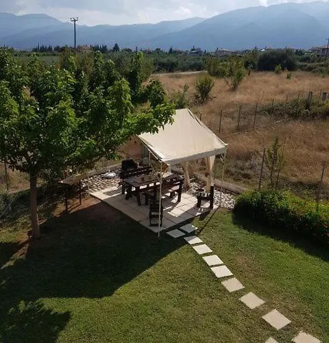 Plaka Luxury